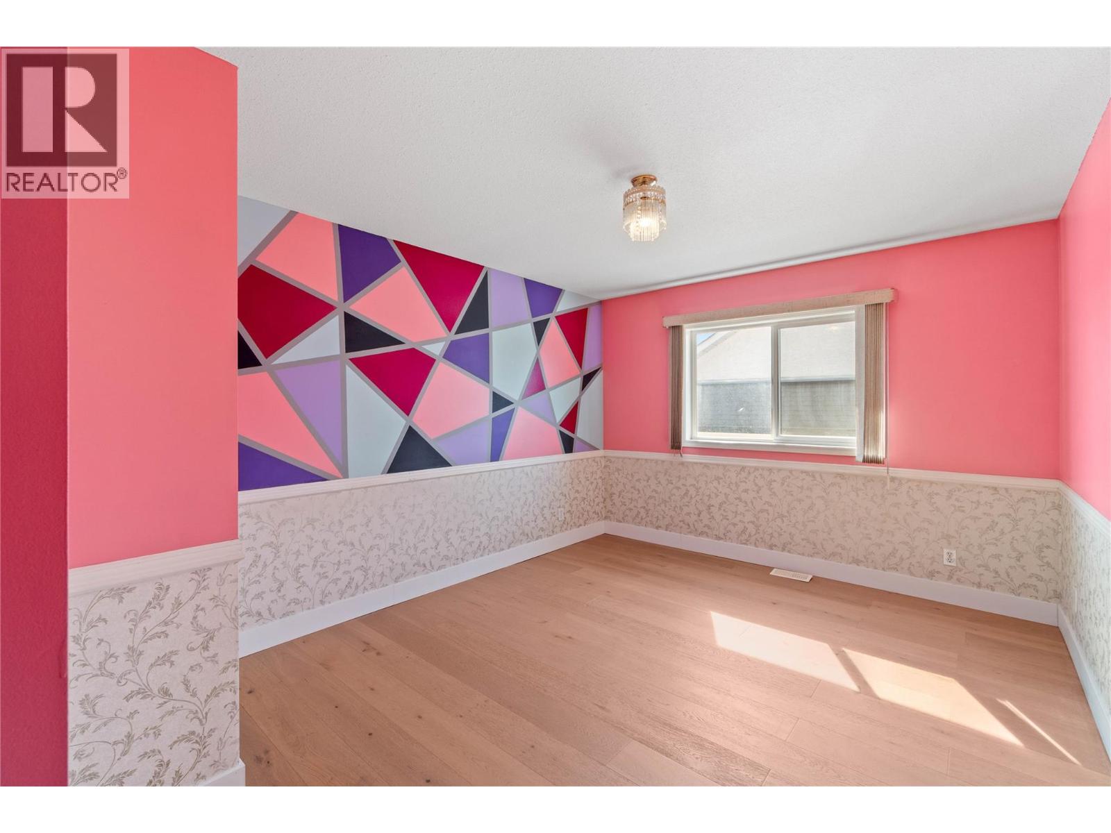 1120 14th Street, Kamloops