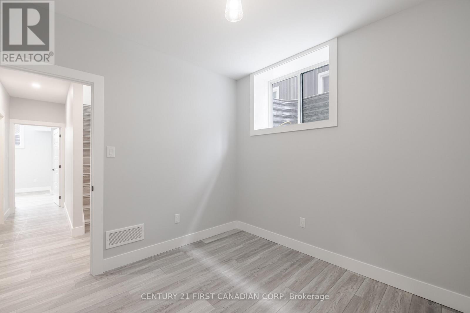 109 ROSS STREET - 17