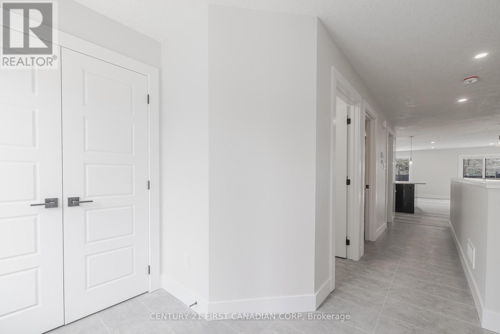 109 ROSS STREET - 24