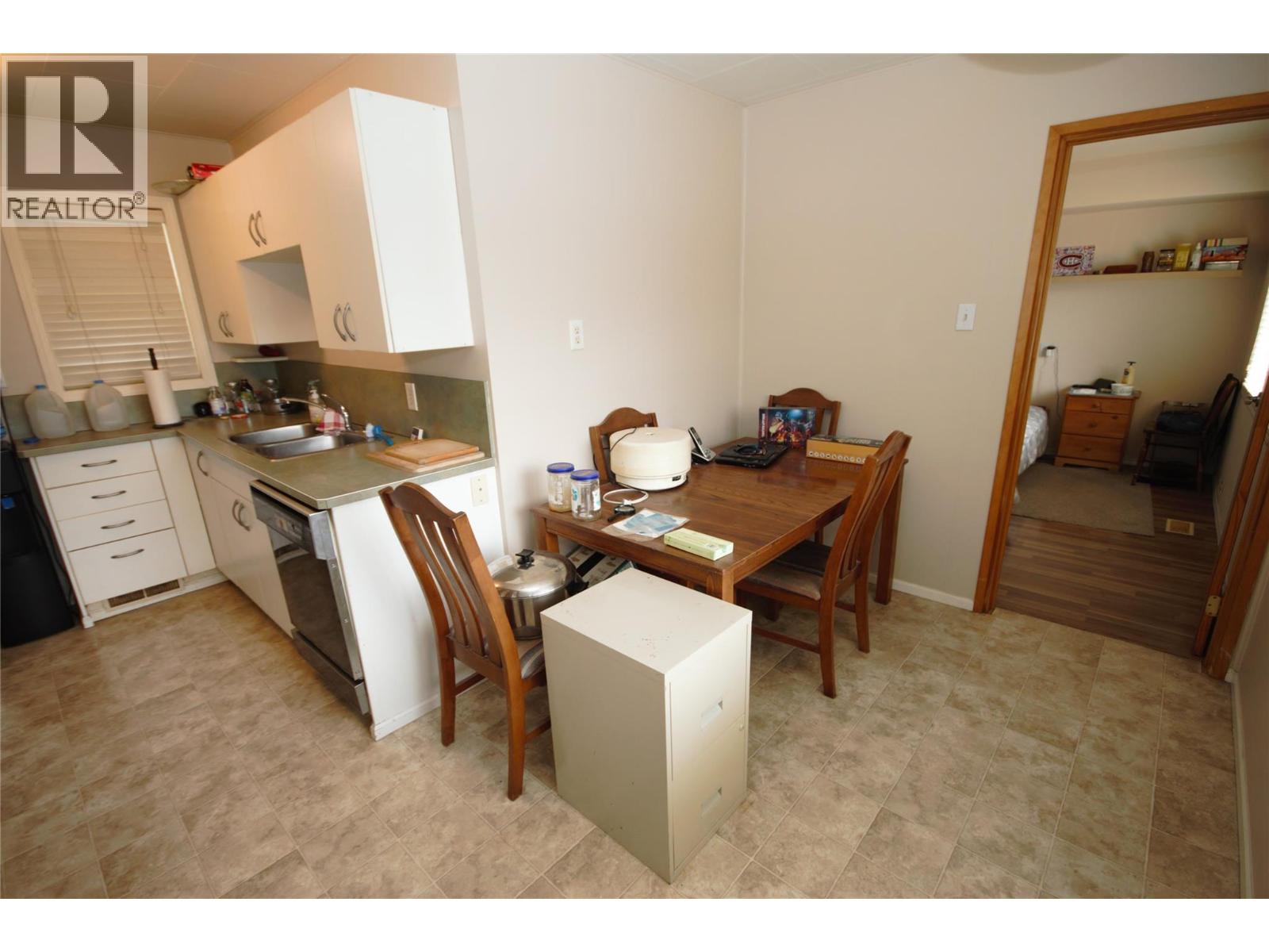 892 McKinney Road, Oliver