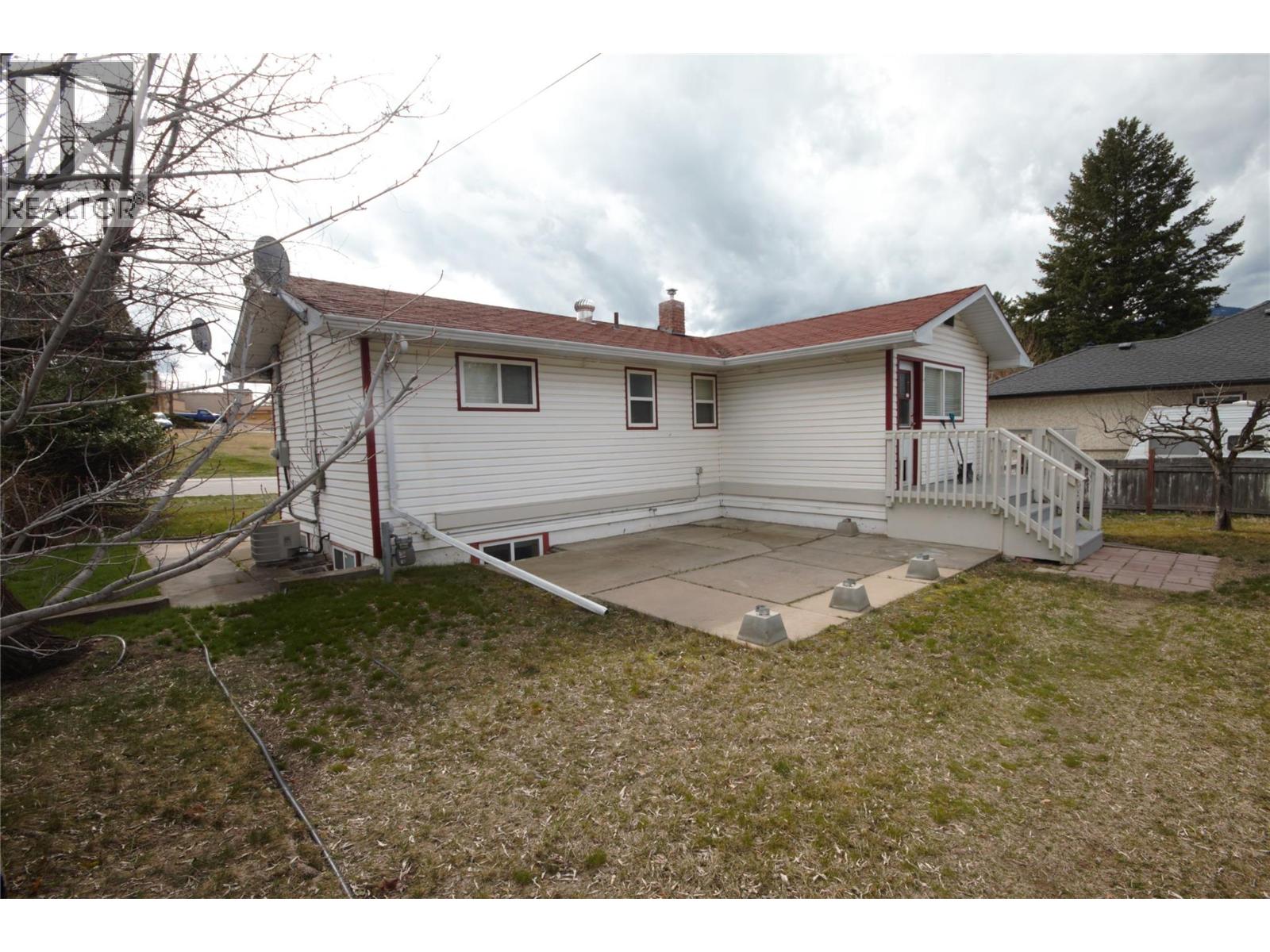 892 McKinney Road, Oliver