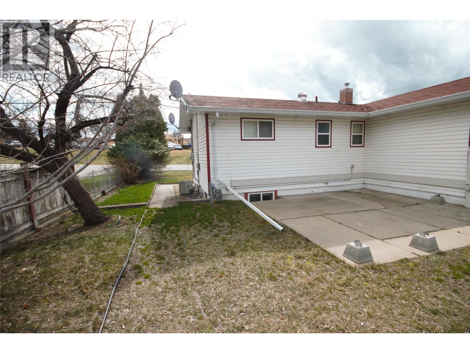 892 McKinney Road, Oliver