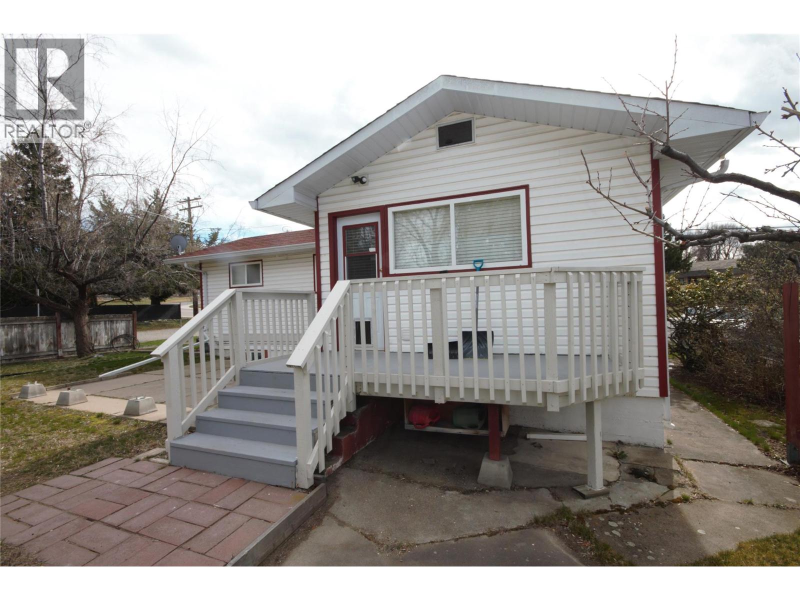 892 McKinney Road, Oliver