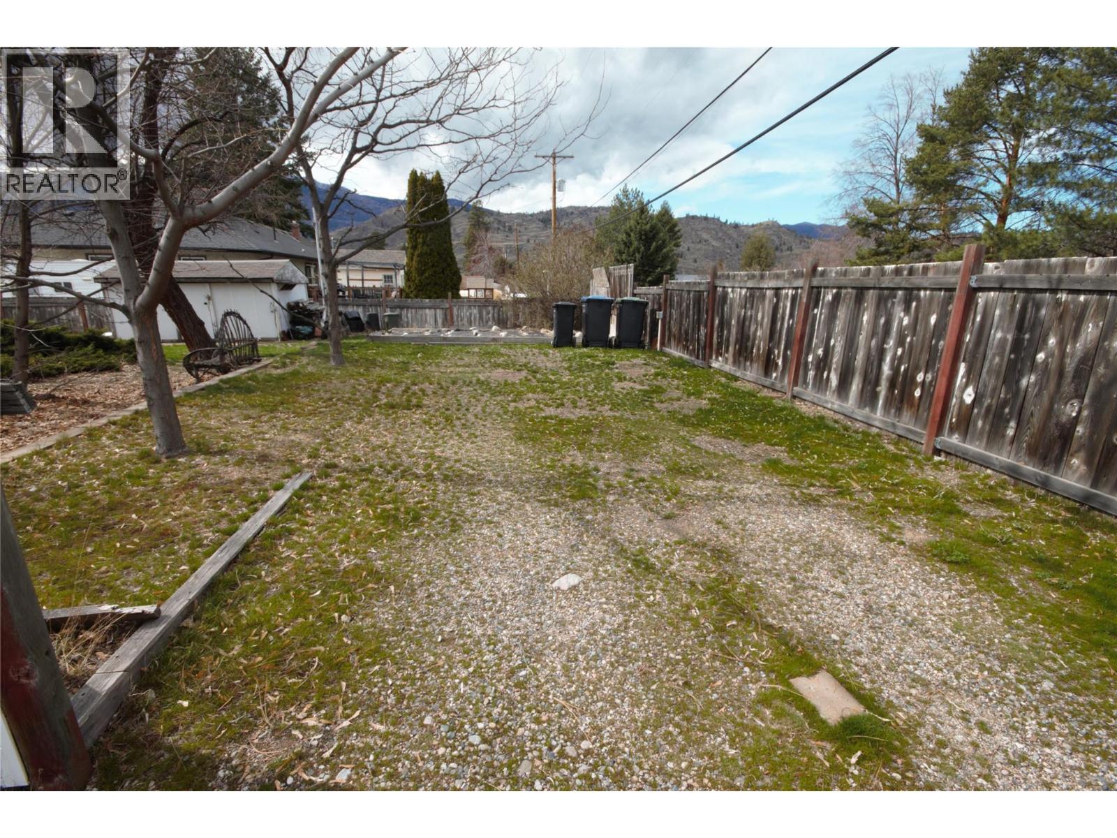 892 McKinney Road, Oliver