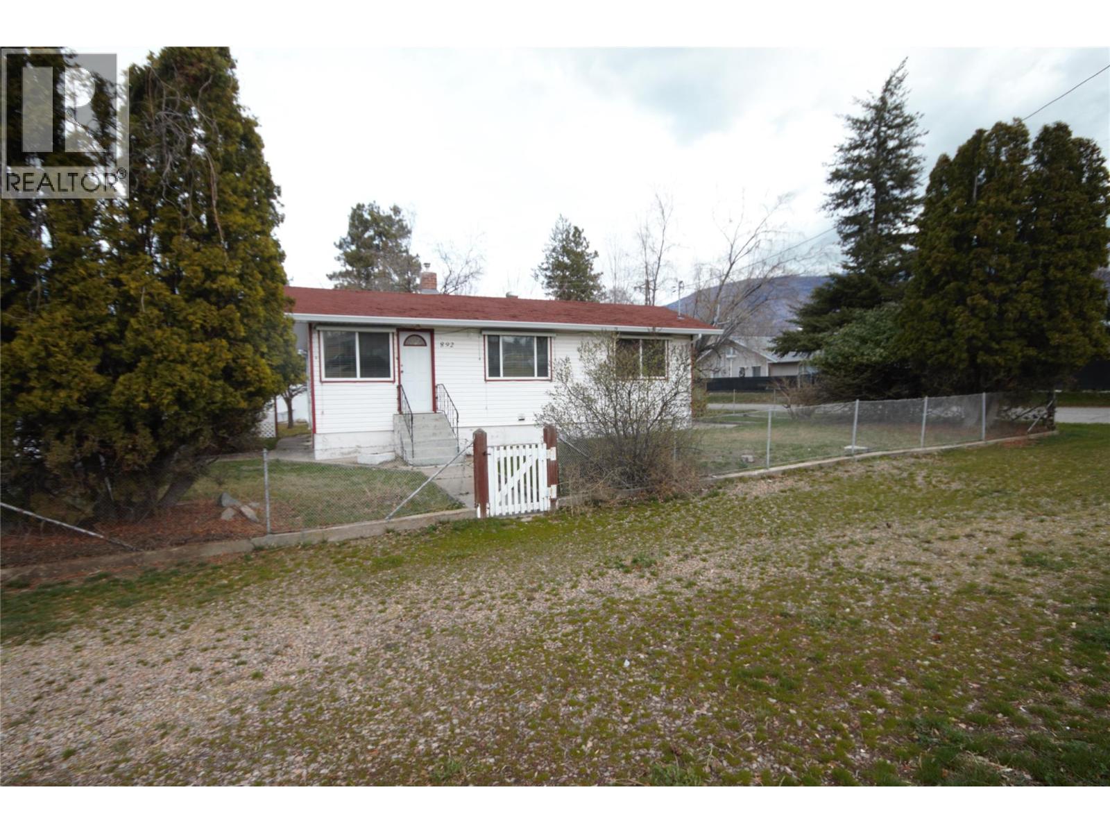 892 McKinney Road, Oliver