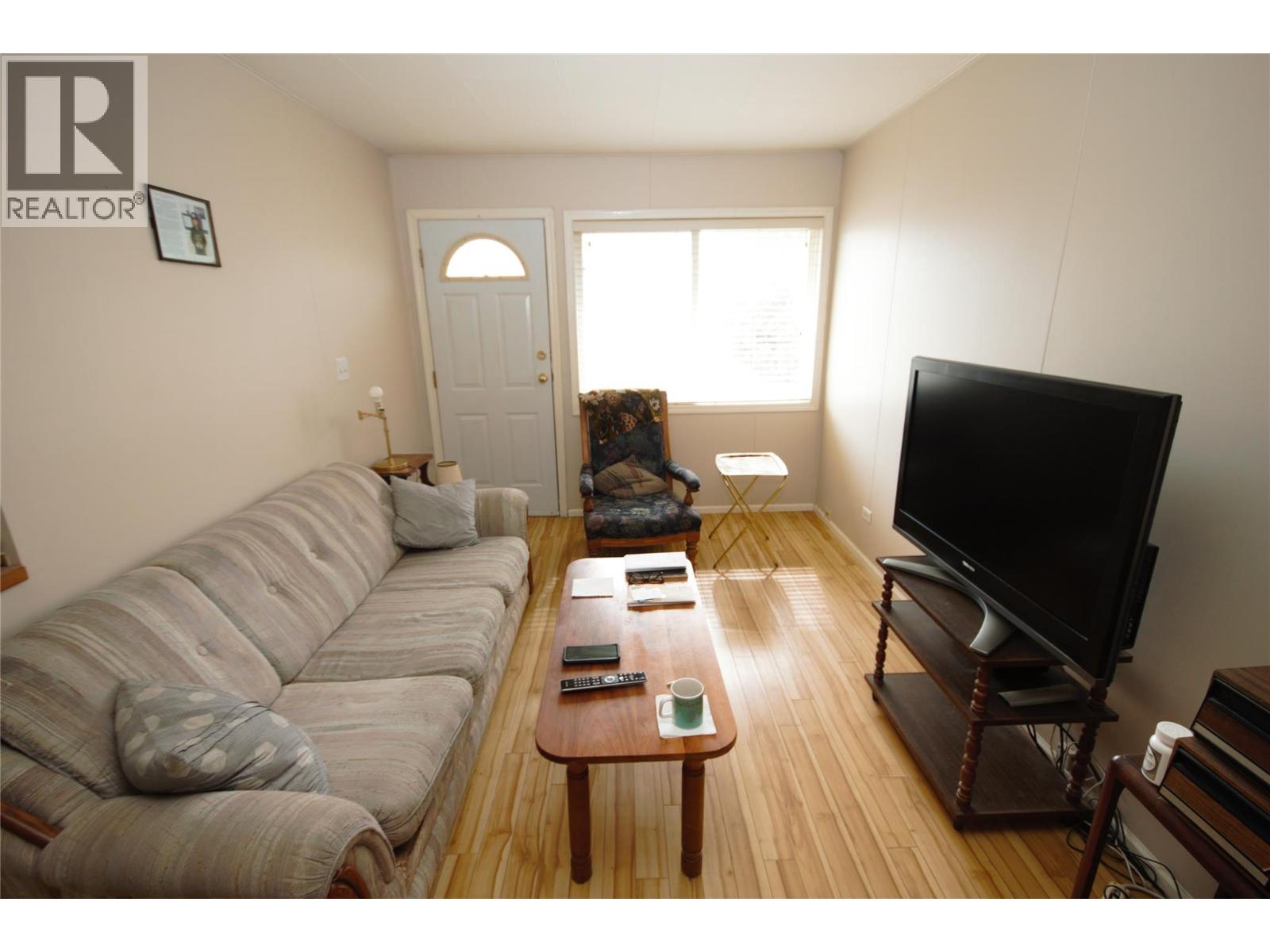 892 McKinney Road, Oliver