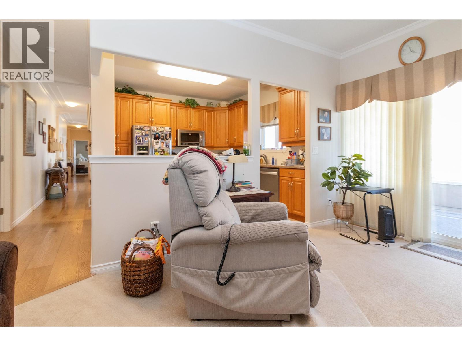 804 1967 Underhill Street, Kelowna