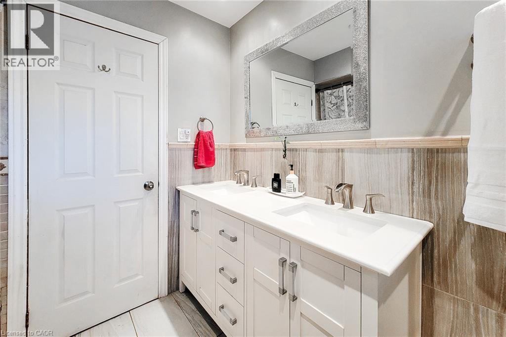 114 JUANITA Drive, Hamilton, Ontario, L9C2G3 — Photo 23
