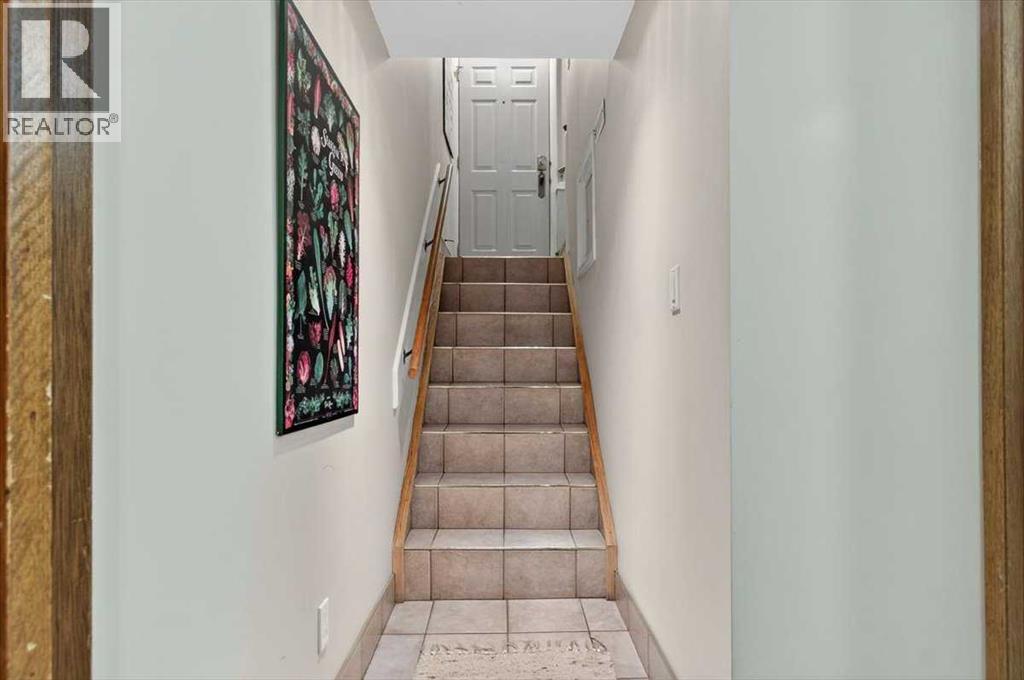 Single Family House Bungalow for Sale in   Street SW Killarney/Glengarry Calgary 