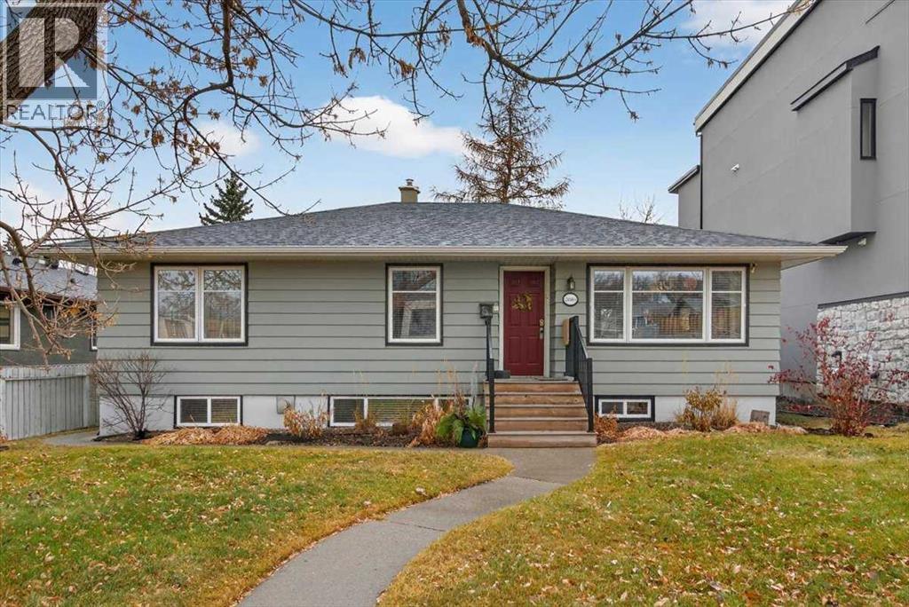 Single Family House Bungalow for Sale in   Street SW Killarney/Glengarry Calgary 