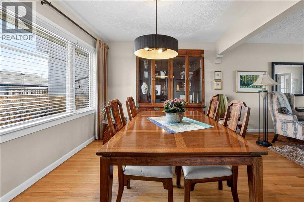 Single Family House Bungalow for Sale in   Street SW Killarney/Glengarry Calgary 