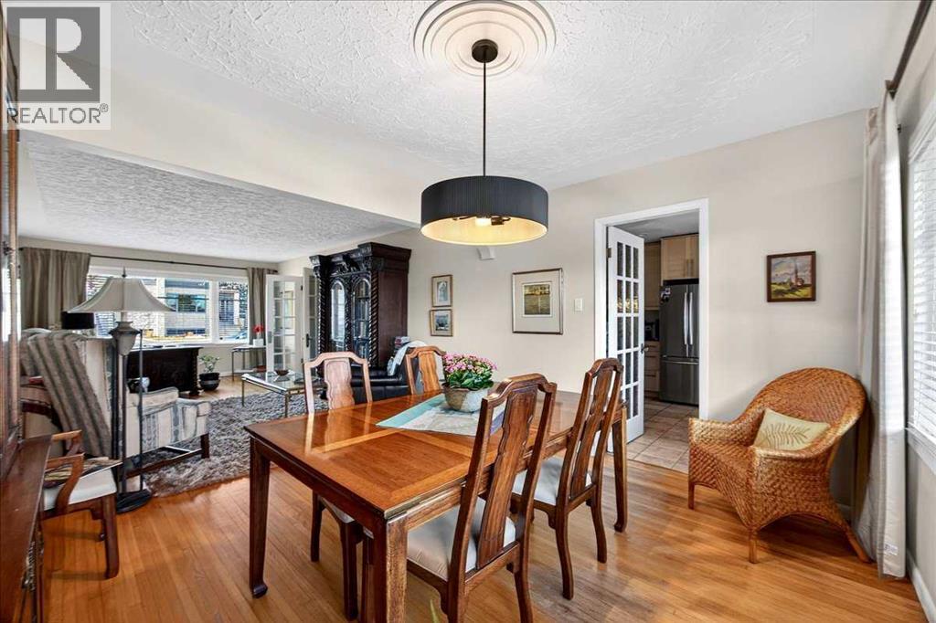 Single Family House Bungalow for Sale in   Street SW Killarney/Glengarry Calgary 