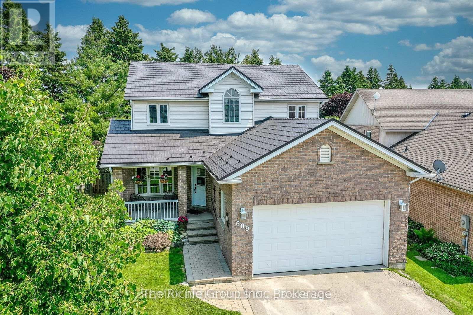 609 SIMON STREET - 1