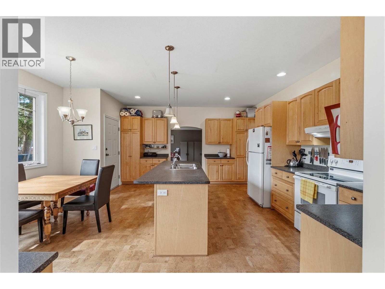  631 SETTLEMENT Road, Kamloops