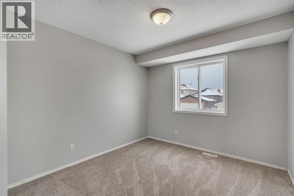 Single Family House for Sale in  Saddlefield Drive NE Saddle Ridge Calgary 