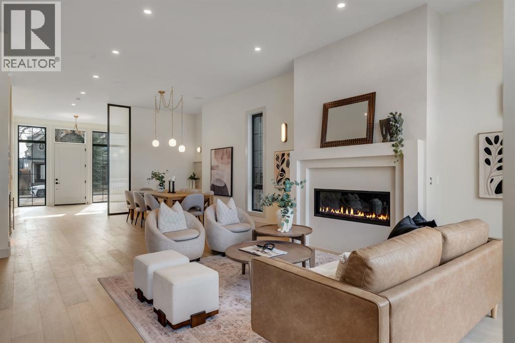 Single Family House for Sale in   Avenue SW Altadore Calgary 