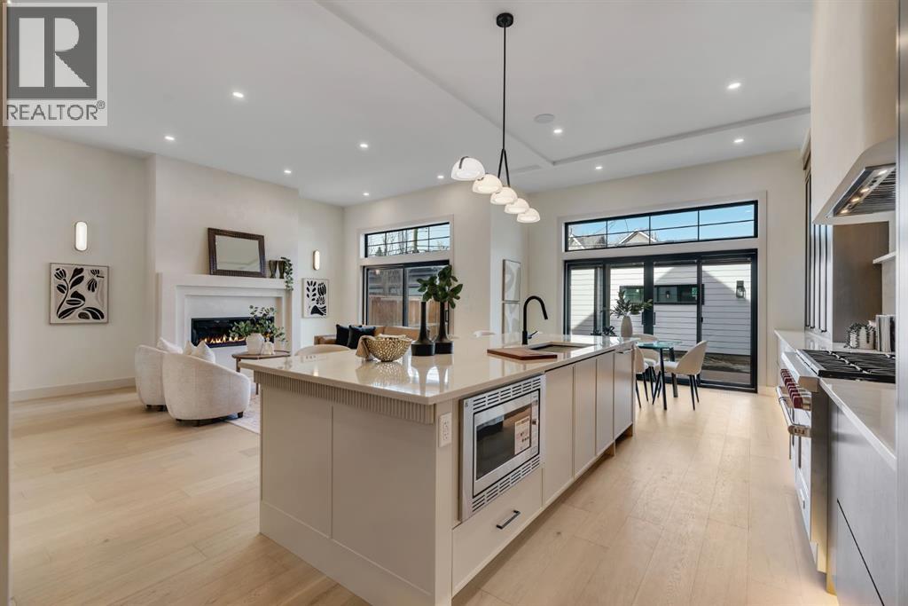 Single Family House for Sale in   Avenue SW Altadore Calgary 