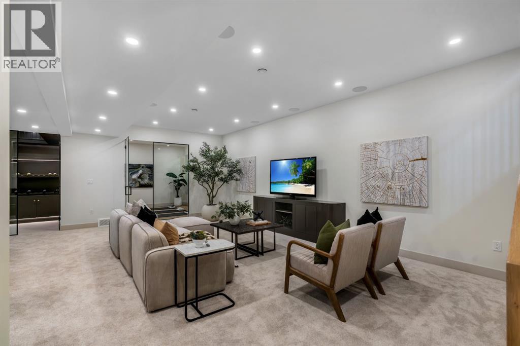 Single Family House for Sale in   Avenue SW Altadore Calgary 