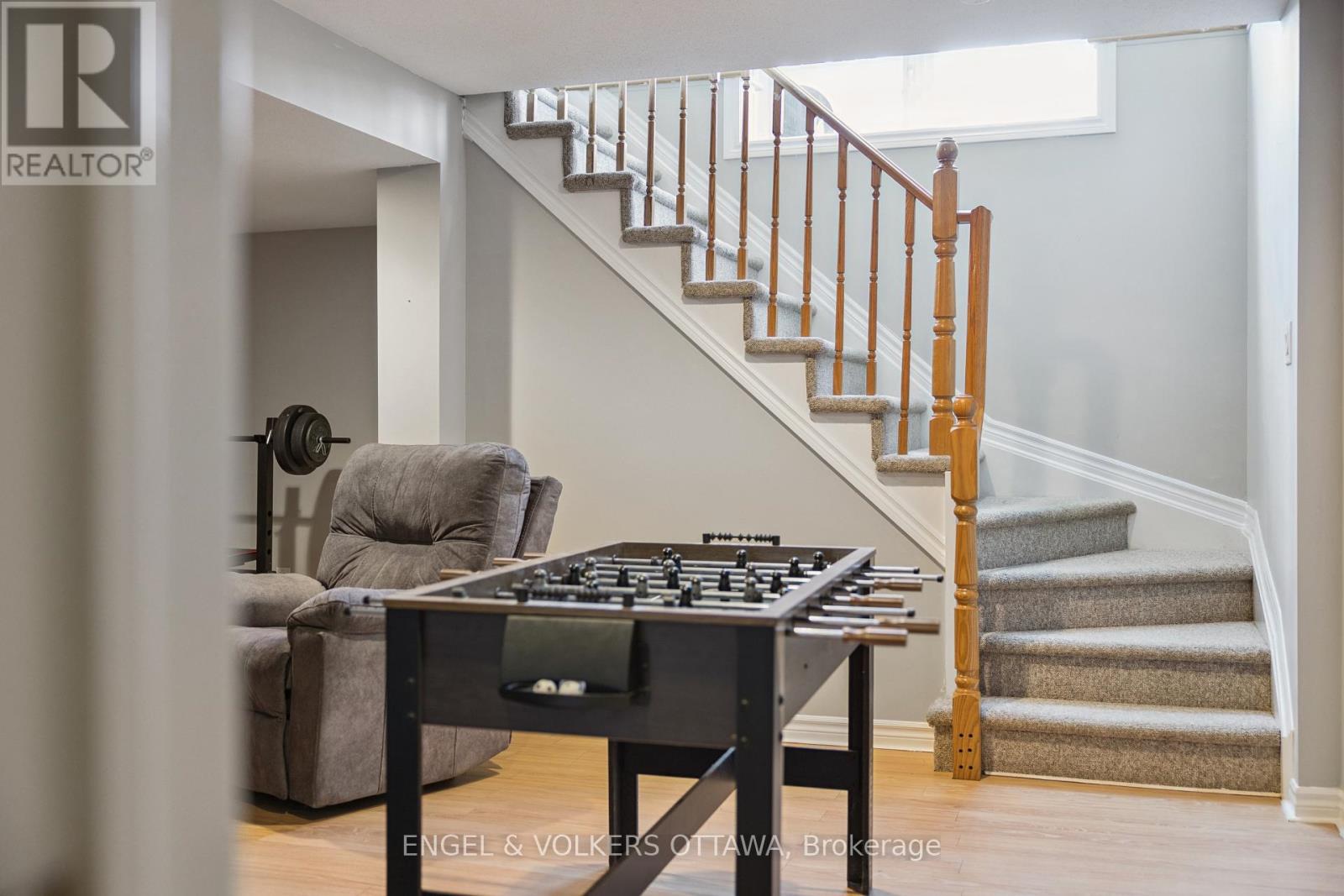 507 SALZBURG DRIVE — photo 28