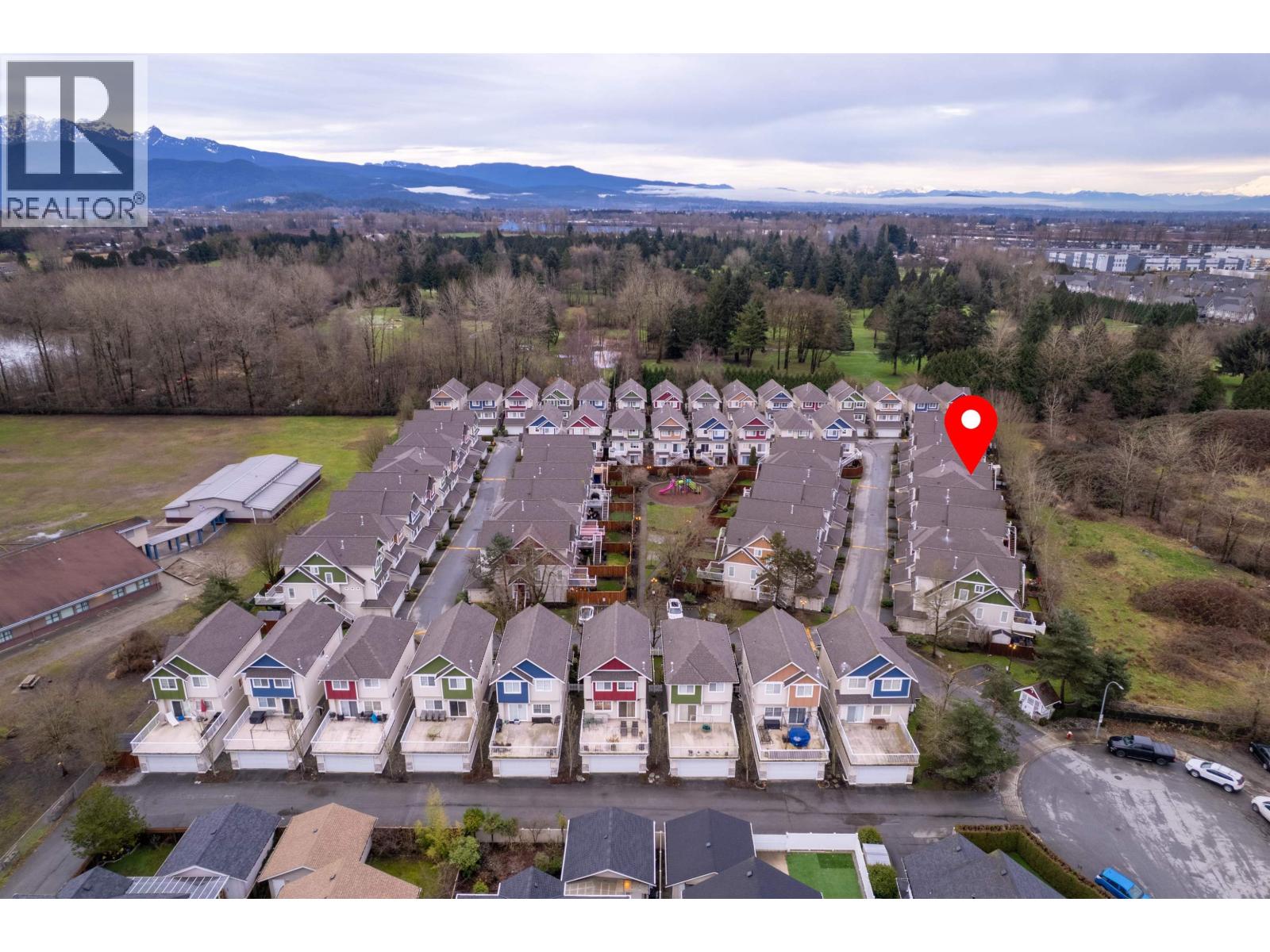 6 1108 RIVERSIDE Close - photo 2