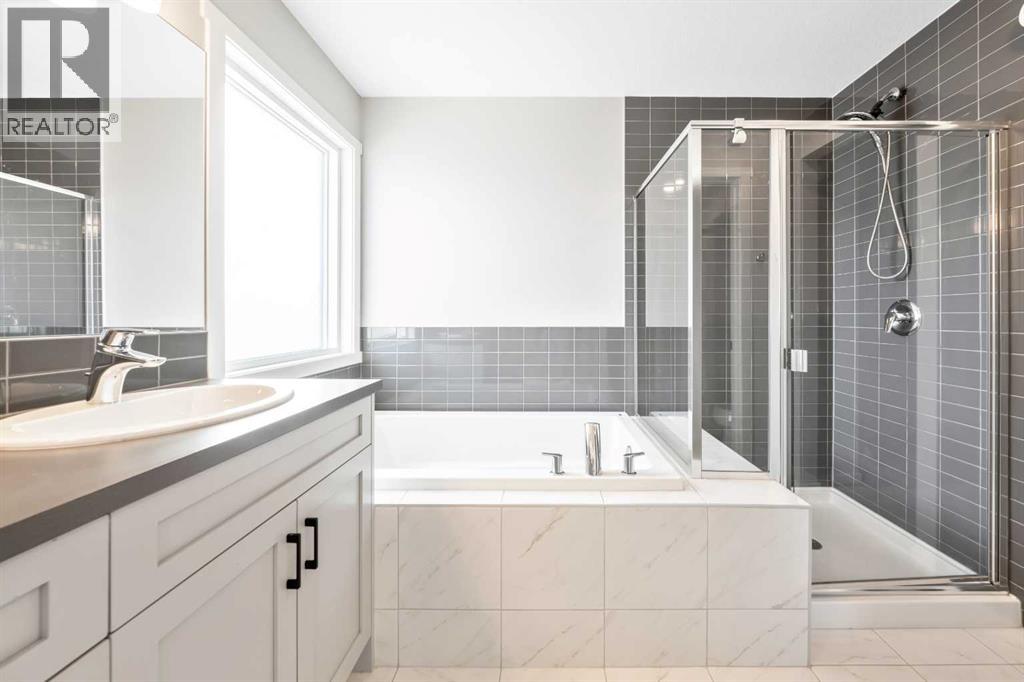 Single Family House for Sale in  Lucas Crescent NW Livingston Calgary 