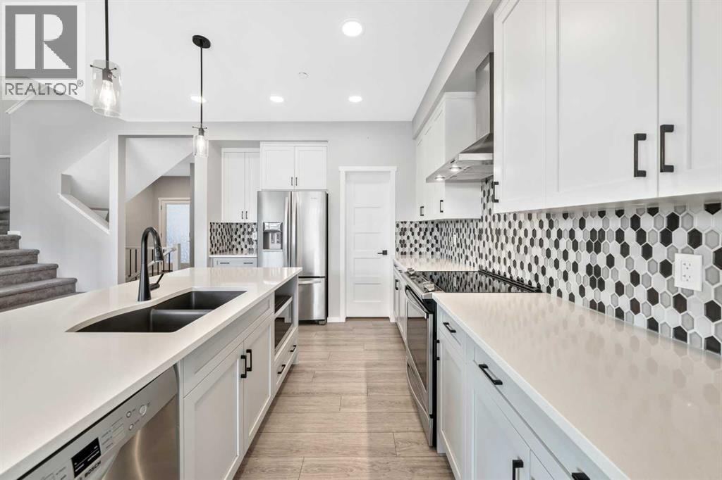 Single Family House for Sale in  Lucas Crescent NW Livingston Calgary 