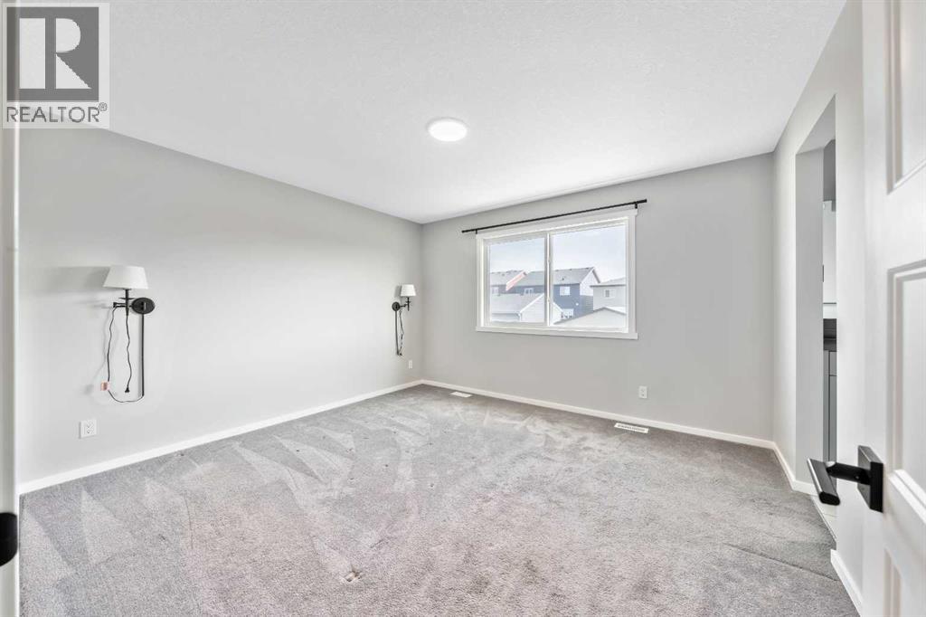 Single Family House for Sale in  Lucas Crescent NW Livingston Calgary 