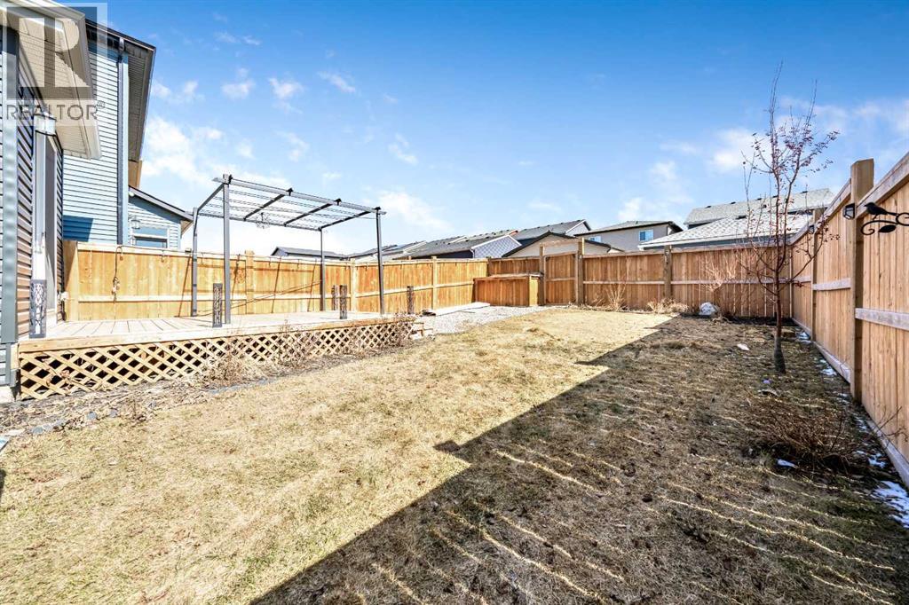 Single Family House for Sale in  Lucas Crescent NW Livingston Calgary 