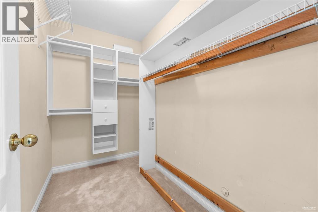 6833 BARNARD Drive, Richmond