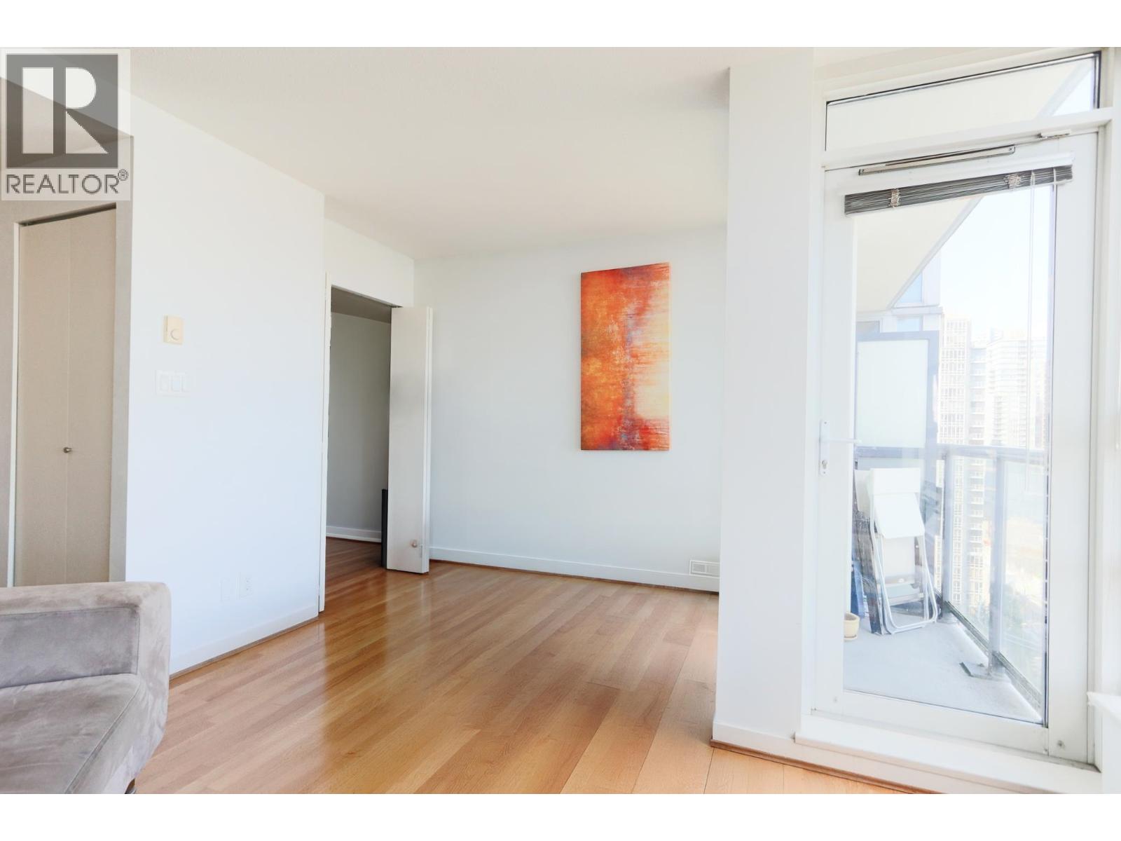 2506 939 EXPO Boulevard - photo 2