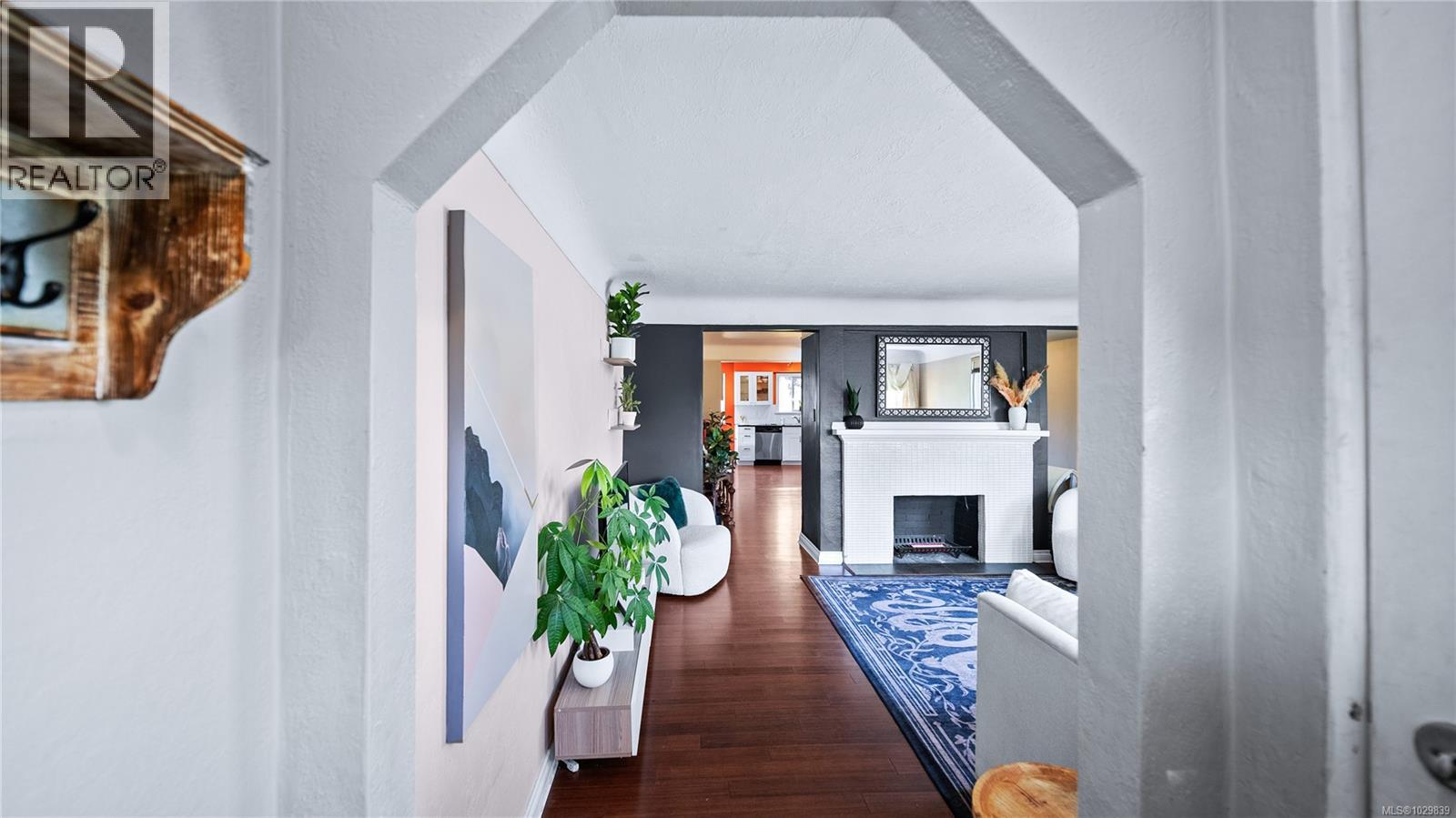 244 LINDEN AVE - Image 2