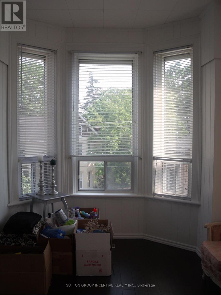 166 COLLIER STREET - 9