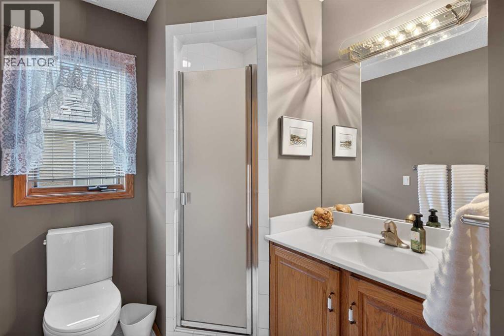 Single Family House for Sale in  Hampshire Grove NW Hamptons Calgary 