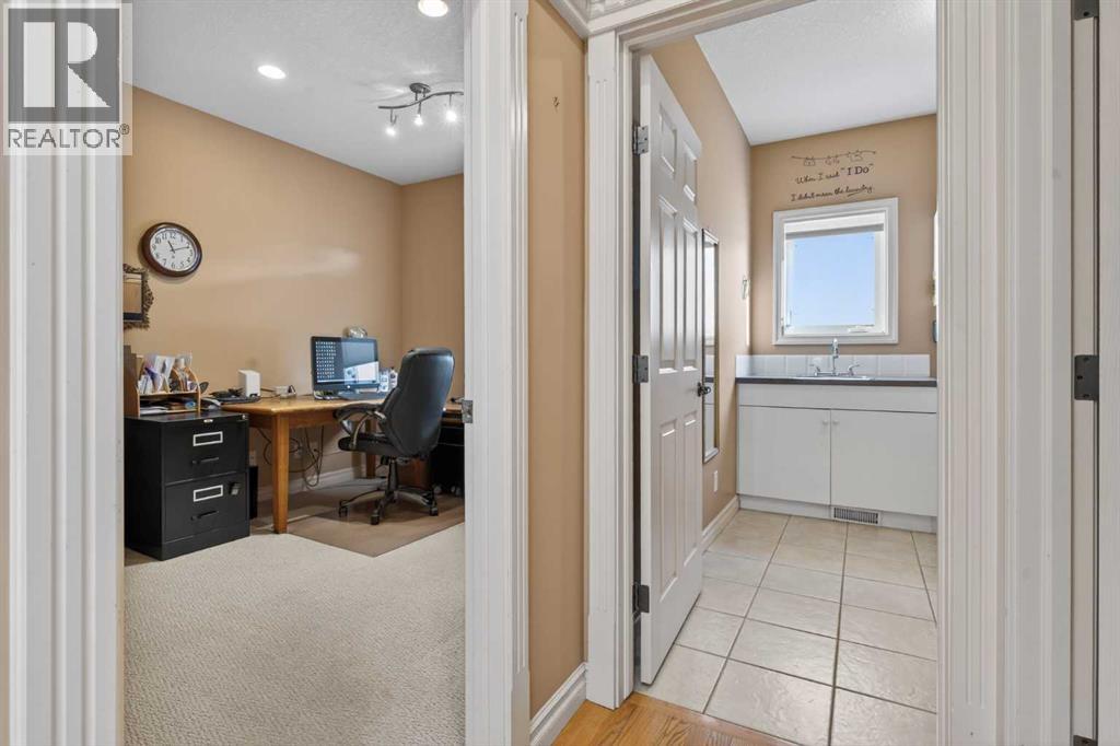 Single Family House for Sale in  Hamptons Way NW Hamptons Calgary 