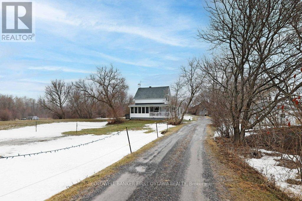 3968 DIAMONDVIEW ROAD - 2