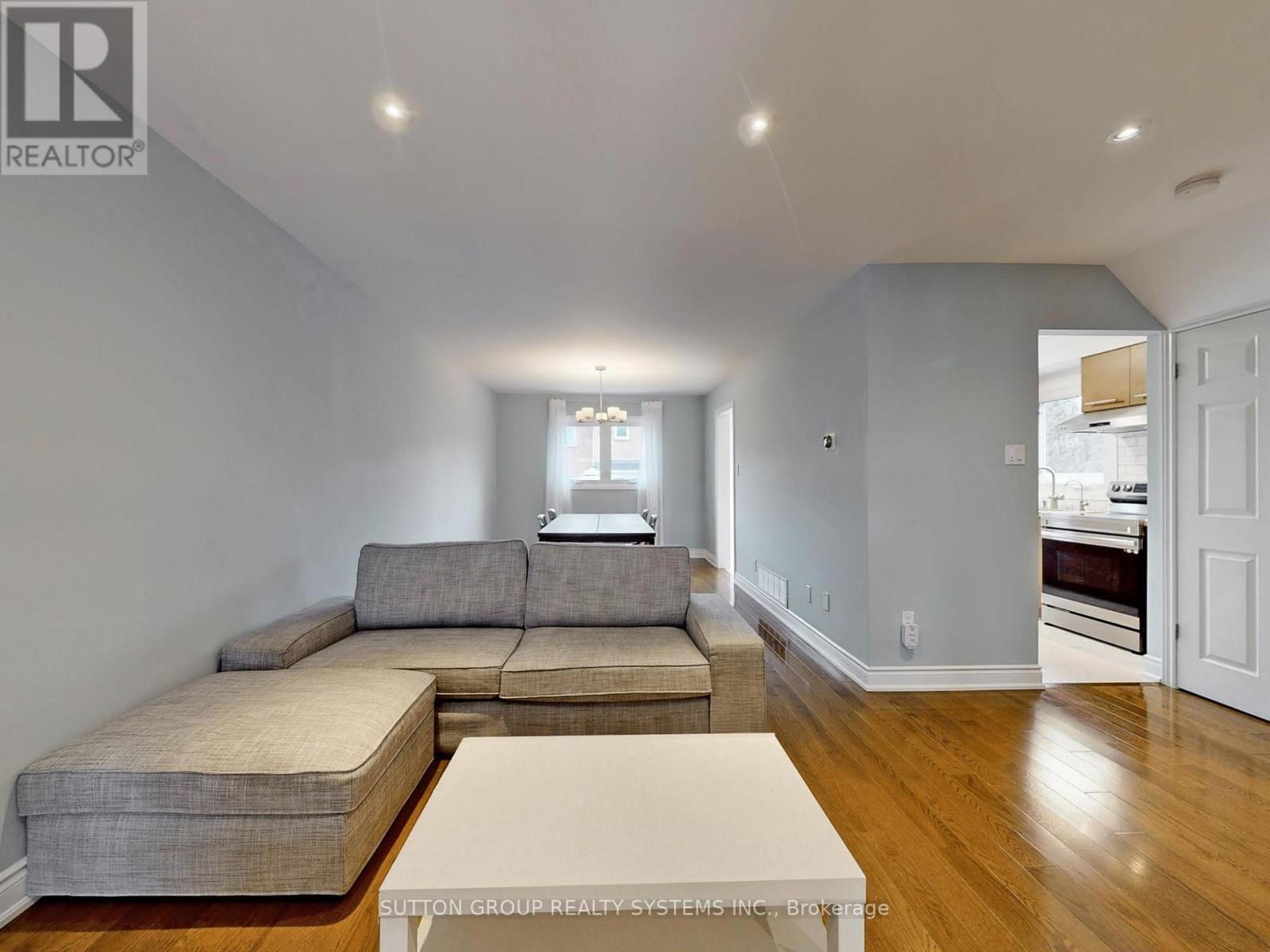 3279 PILCOM CRESCENT - 6