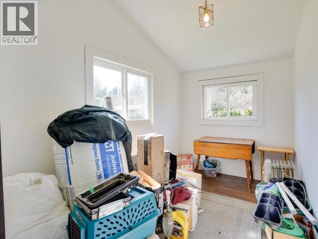 3048 OAK STREET - 17