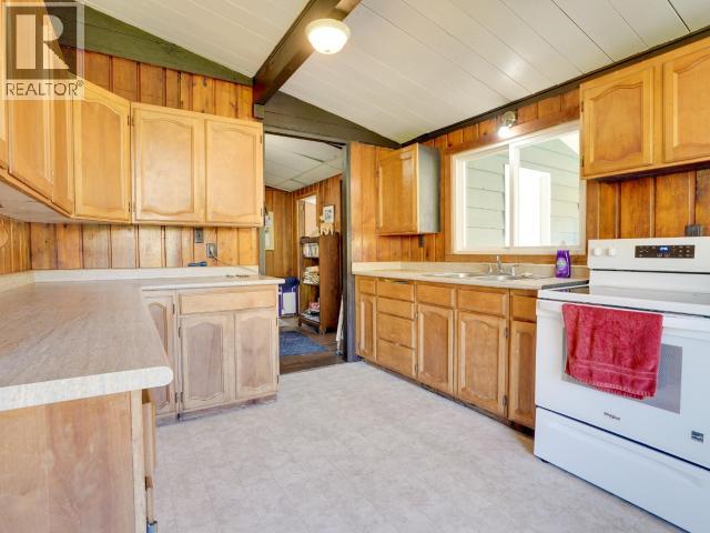 3048 OAK STREET - 11