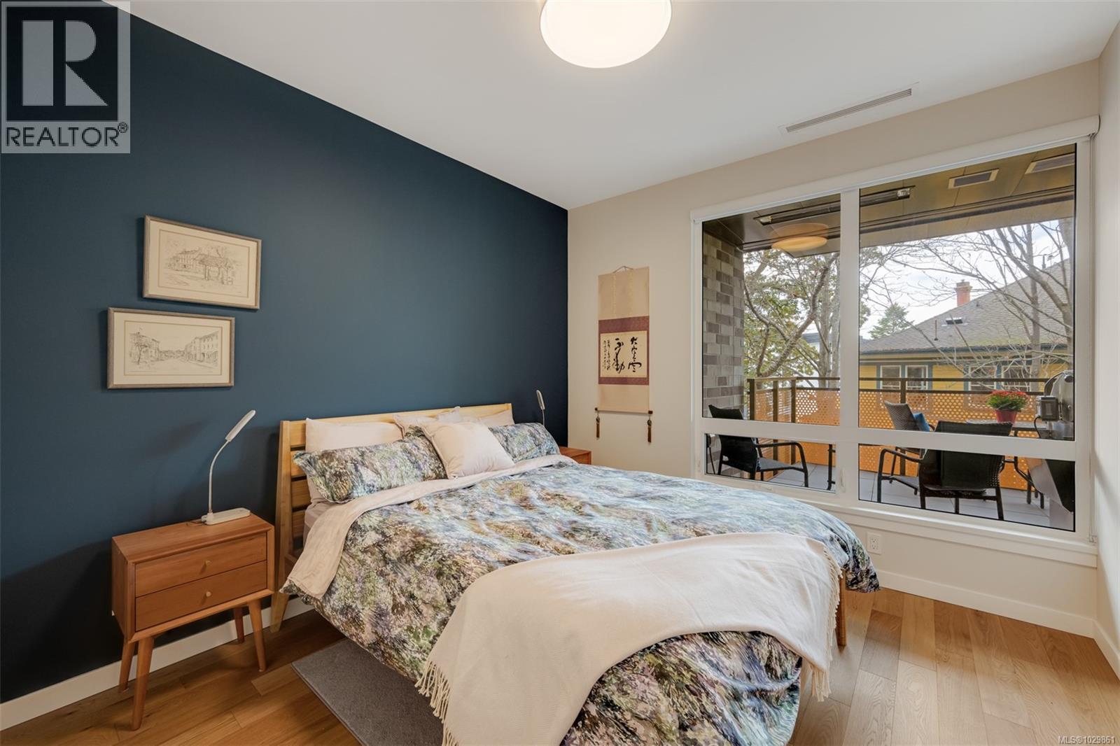 #211 1201 FORT ST - 19