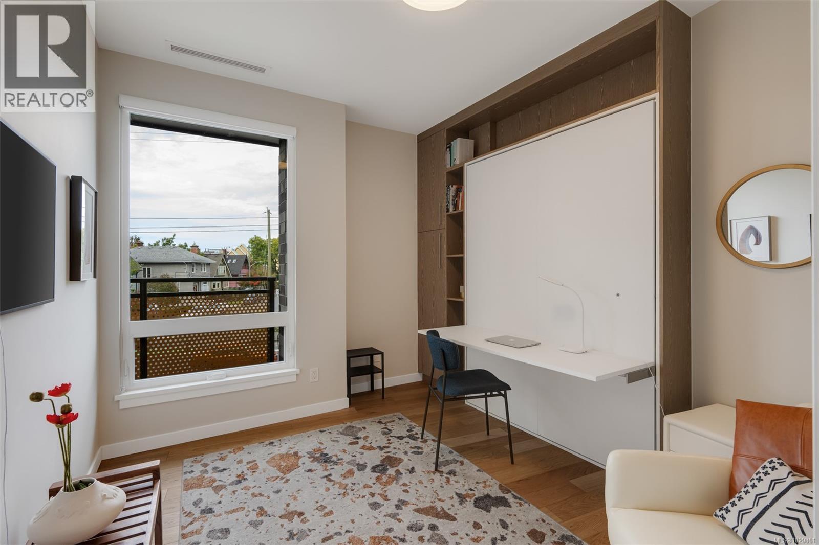 #211 1201 FORT ST - 24