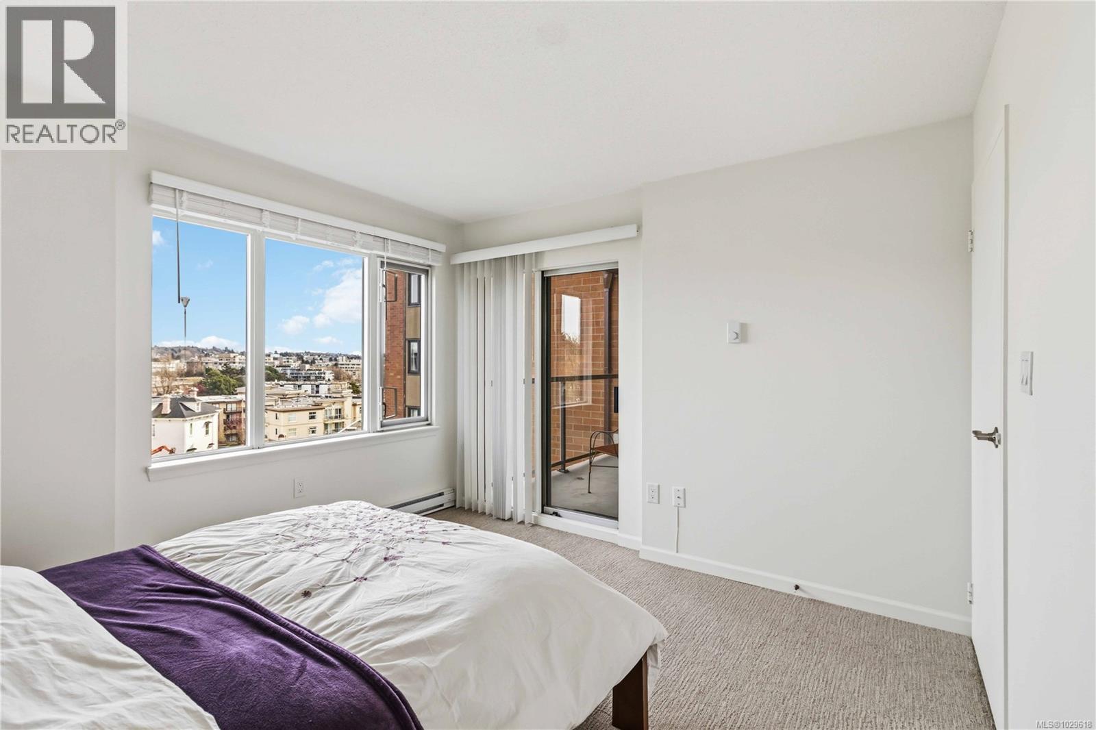 #508 103 GORGE RD E - 20