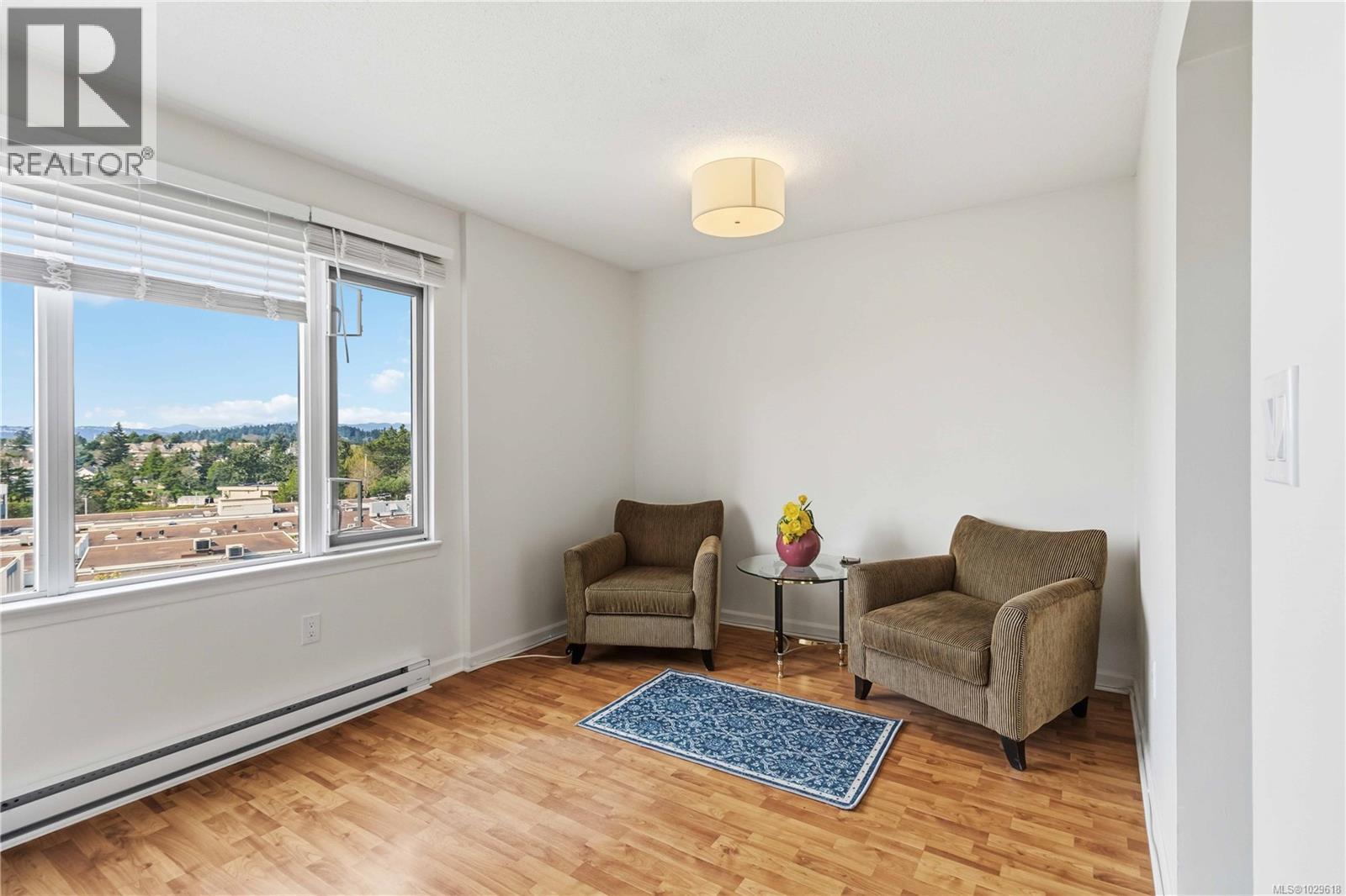 #508 103 GORGE RD E - 7