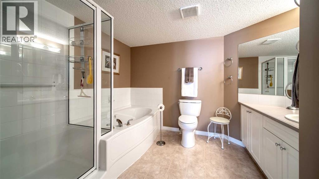 Single Family House for Sale in   Springbank Boulevard SW Springbank Hill Calgary 