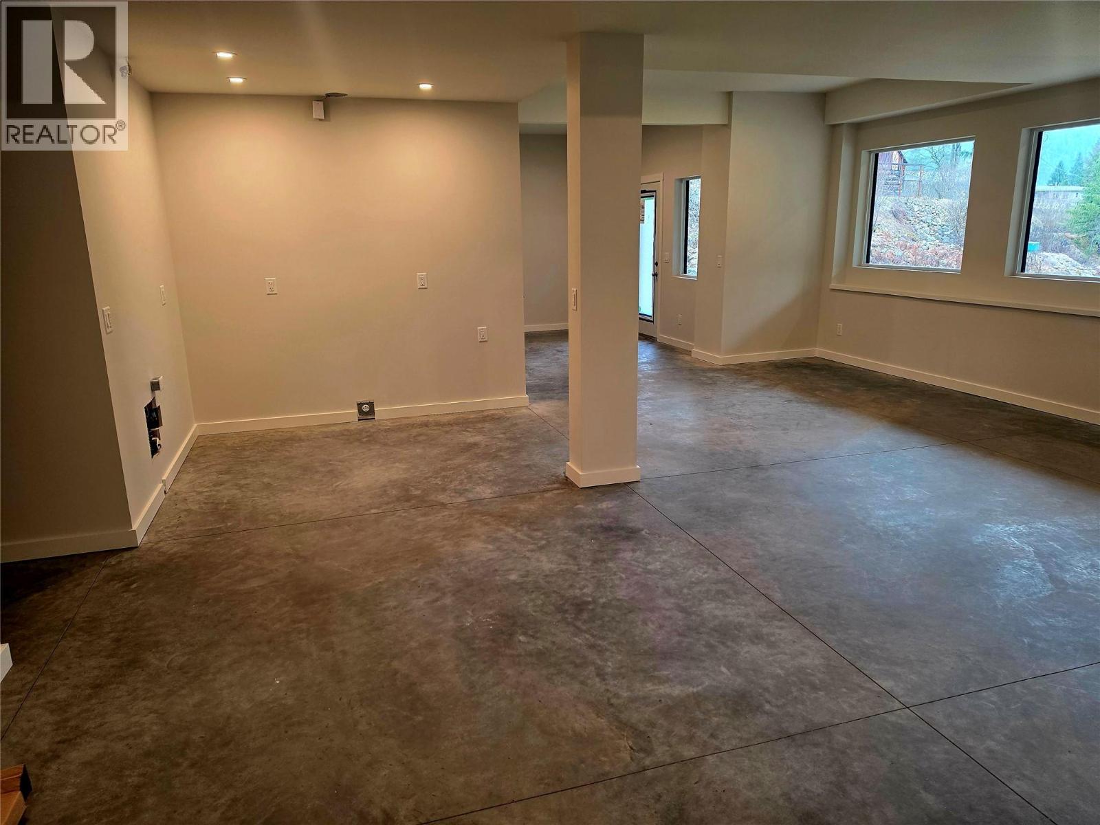 2801 HARLOW ROAD - 45