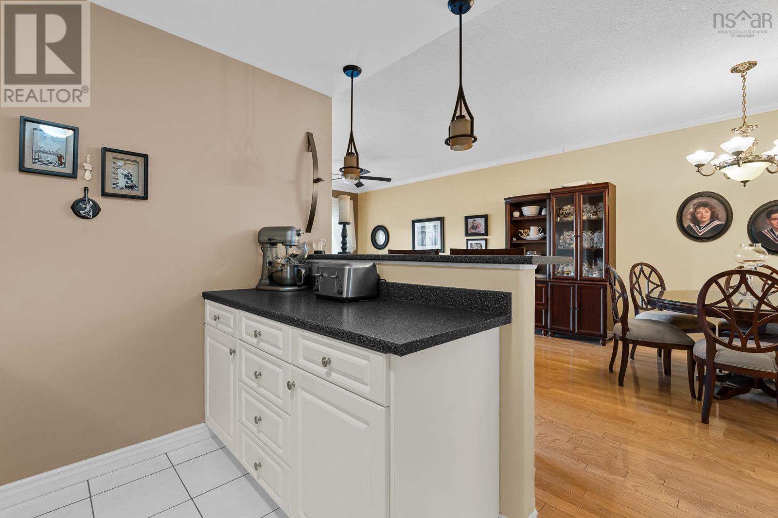 Property 41 of 45 of 407 36 Southgate Drive