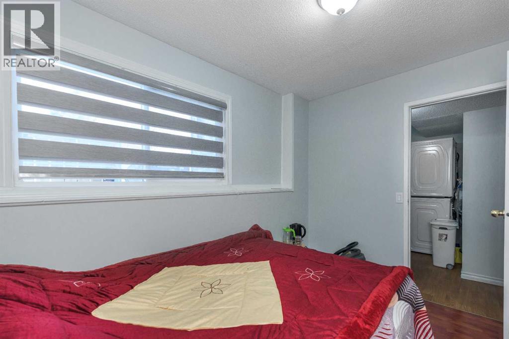 Single Family House Bi-level for Sale in  A Street SE Penbrooke Meadows Calgary 