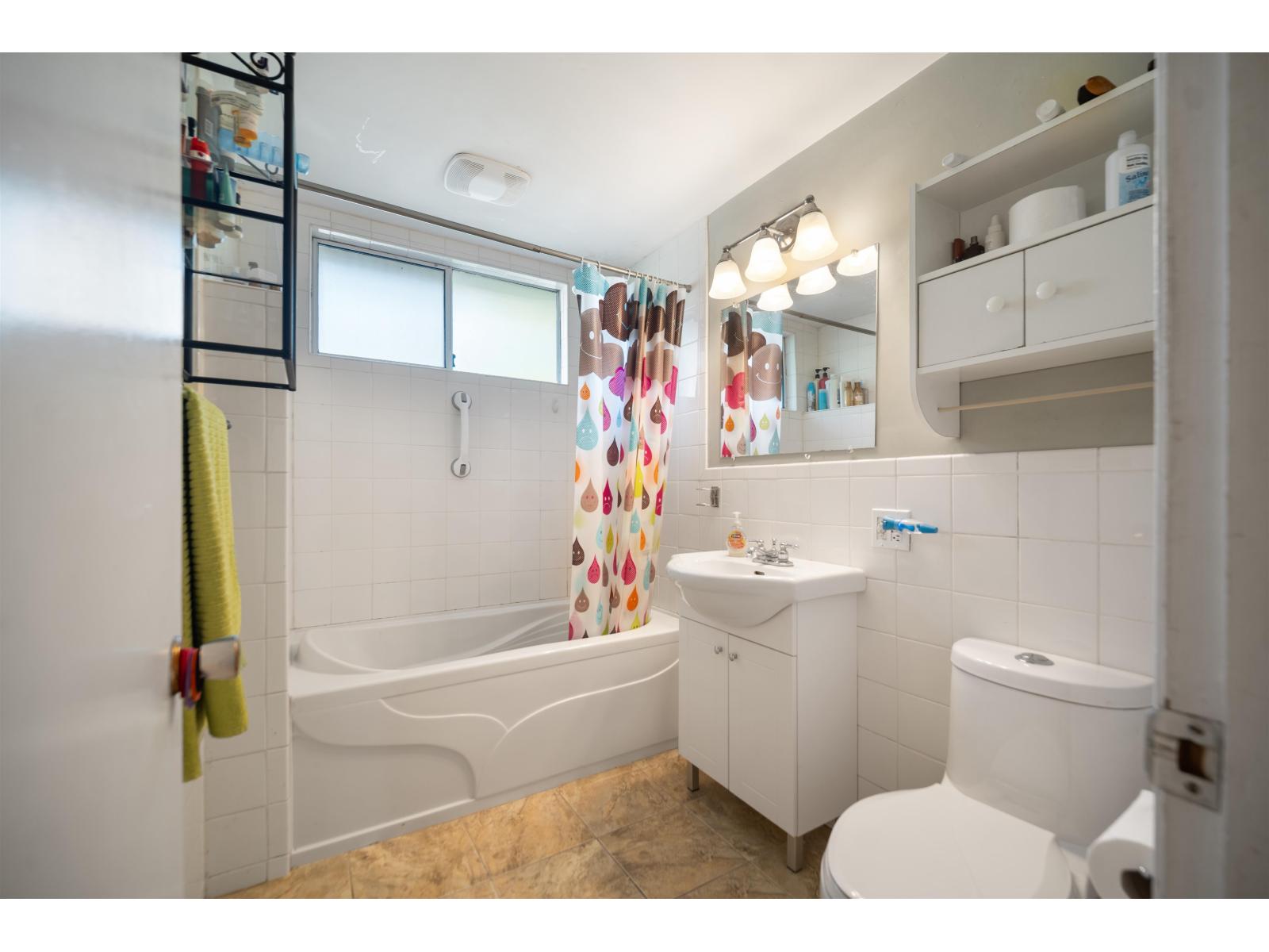 1056 STEVENS STREET, White Rock