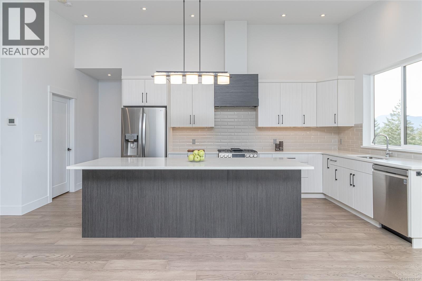  6257 Highwood Drive, Duncan