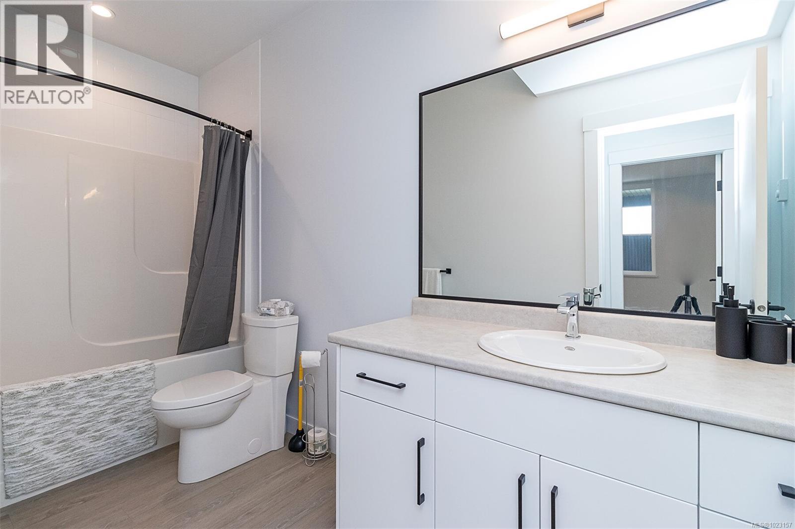  6257 Highwood Drive, Duncan