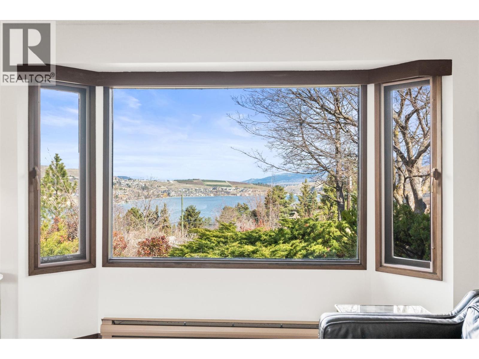 13501 SUMAC LANE - 10